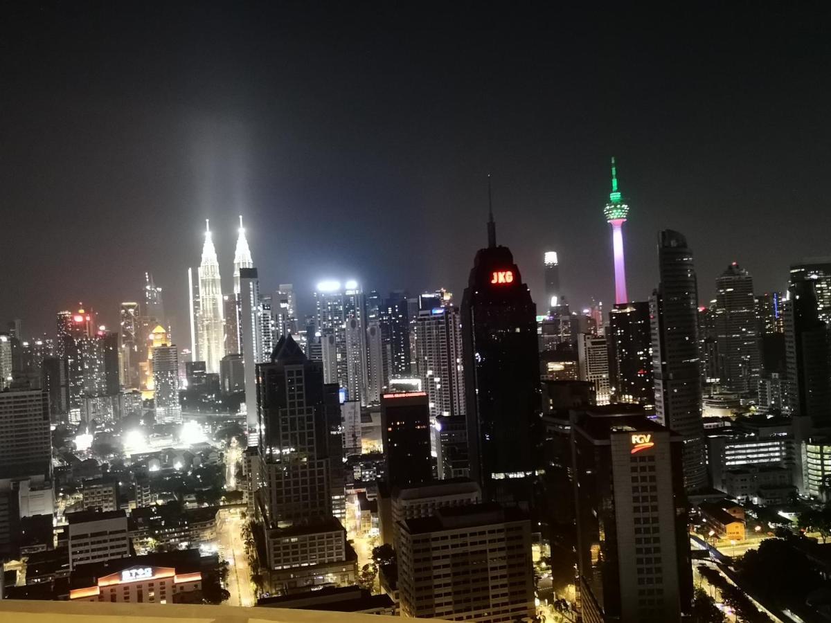 Hostel At Regalia Sky Pool Kuala Lumpur Zewnętrze zdjęcie