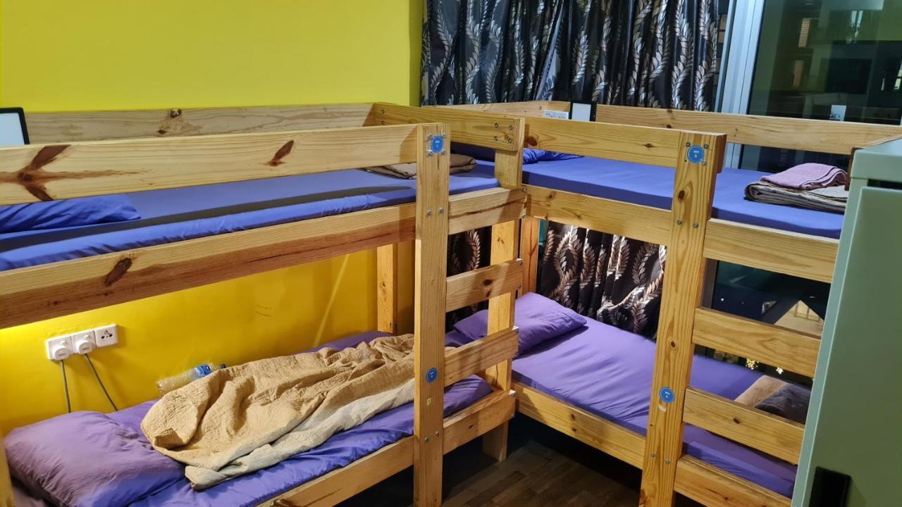 Hostel At Regalia Sky Pool Kuala Lumpur Zewnętrze zdjęcie